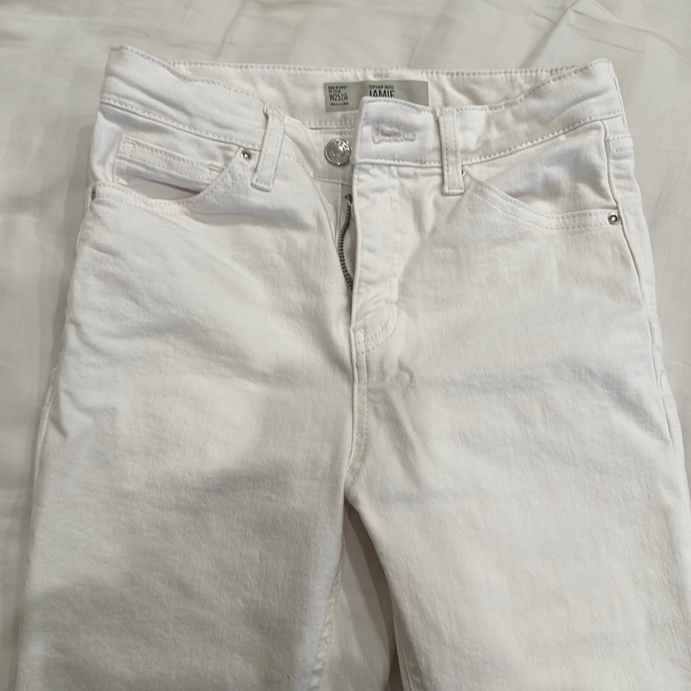 Topshop Jamie Moto Skinny Jeans in White